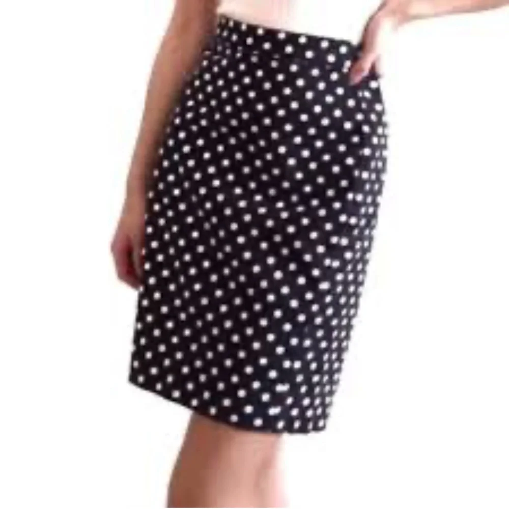 0189W. J. CREW “PENCIL SKIRT” POLKA DOT NAVY BLUE AND WHITE IN COLOR SLIT SZ 12P